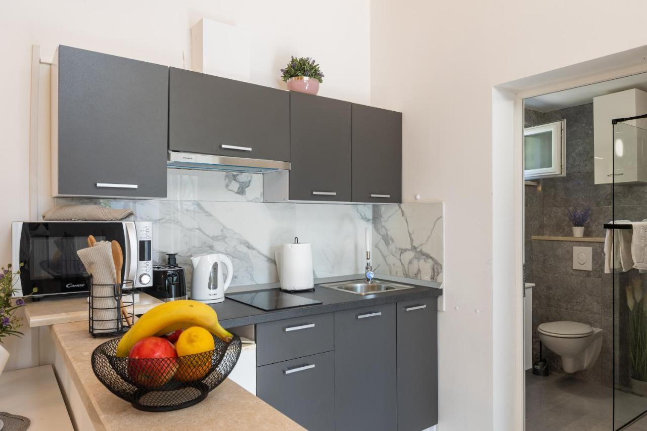 Apartments Roza Mlini Ngoại thất bức ảnh